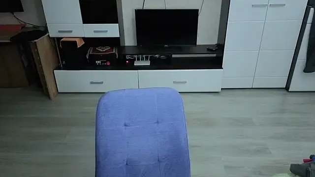 angryzan live sex cam