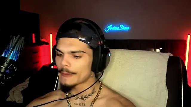 JordanShow live sex cam