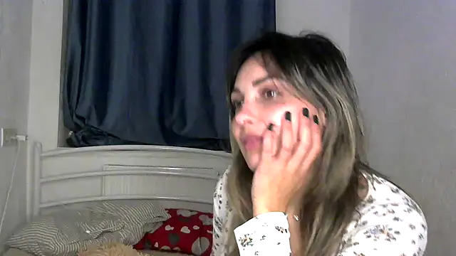 Iskor_ka live sex cam