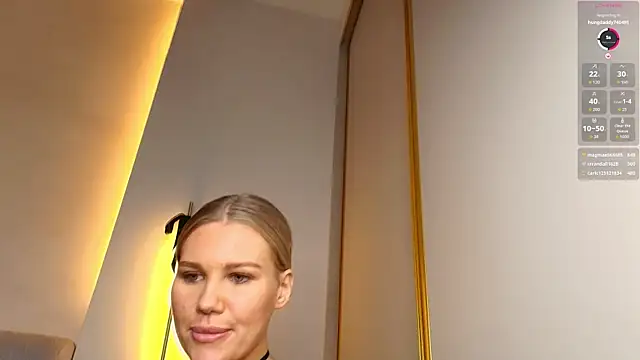 Alice_N_Wooderland live sex cam