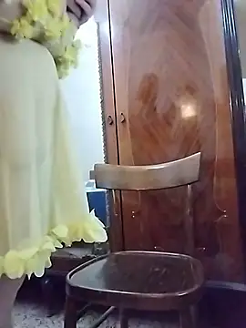 Lucia8600 live sex cam