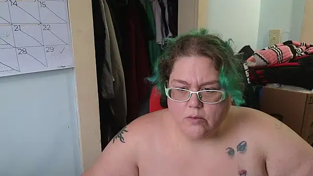 EmberCum live sex cam