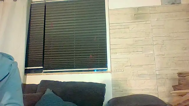 DevilsAngel13 live sex cam