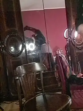 GypsyEsmeralda live sex cam