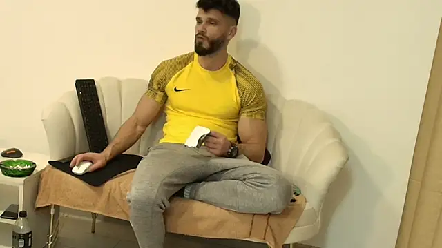 MauroTwin live sex cam