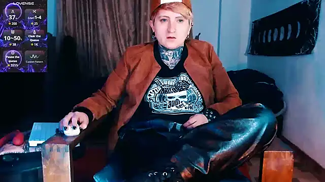 Marieblueeyes live sex cam