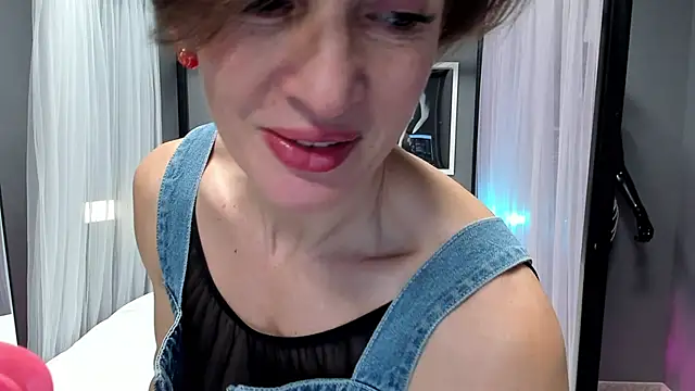 Dorothy_Meyer live sex cam