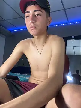 MathieuAGT live sex cam