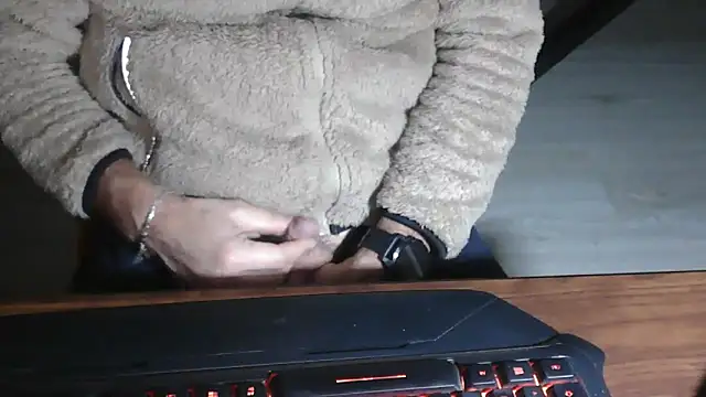 Adri_gard live sex cam