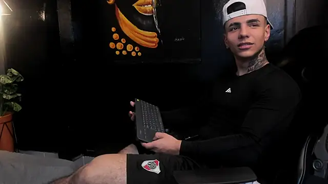 SalvatoreDmore live sex cam