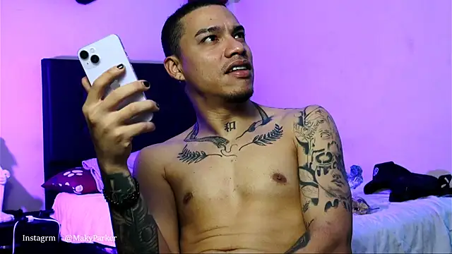 AlphaMasterXxx live sex cam