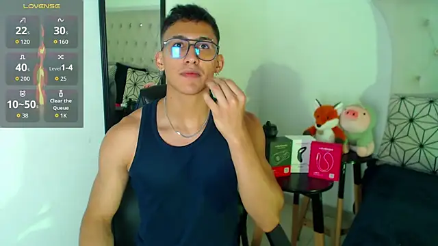 SalvadorFit live sex cam