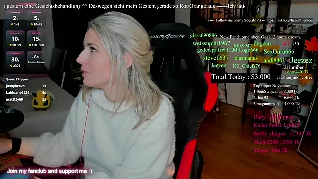 Lisaonthemoon live sex cam