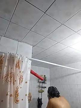 LaInsaciableIntensa live sex cam