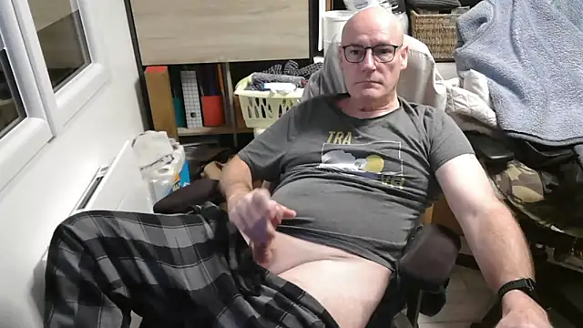 bogland33 live sex cam