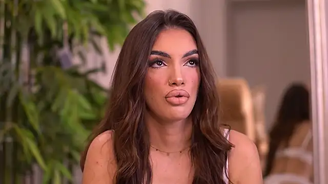 KendalJolly live sex cam