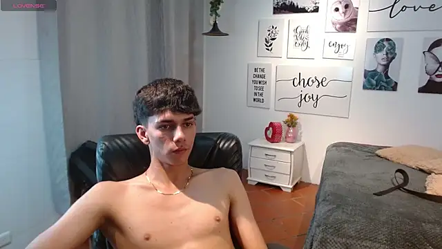 AmethystShadow17 live sex cam