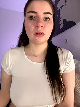 EllyNora live sex cam