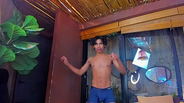 AlanCutee live sex cam