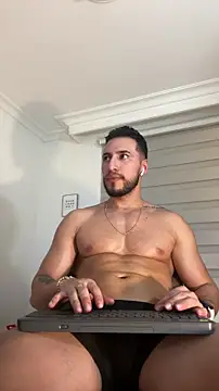 Thiago_Hill live sex cam