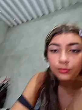 Sweed-virgin-pussy live sex cam