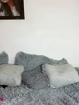 morenaQueen_ live sex cam