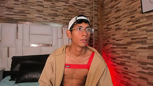 Nick_Collins18 live sex cam