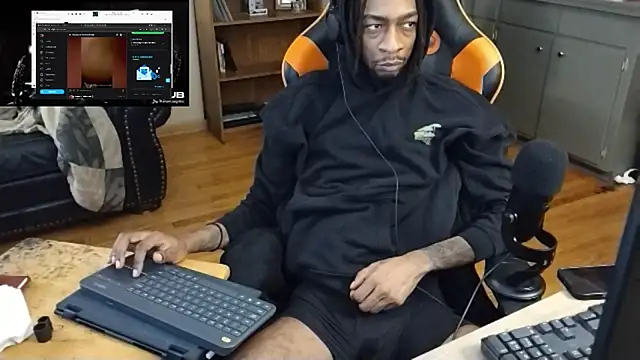 KasanovaFrankenstein live sex cam