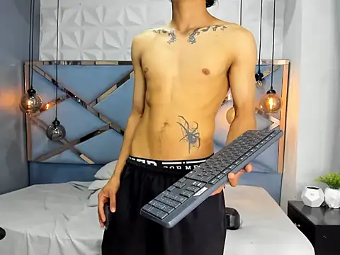 MattFiore live sex cam