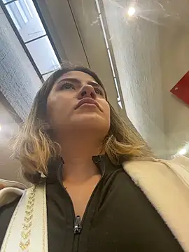 Andrea_19blonde live sex cam