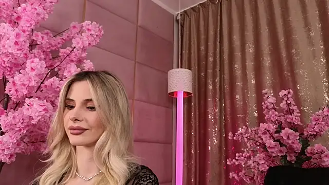 Elliblue live sex cam