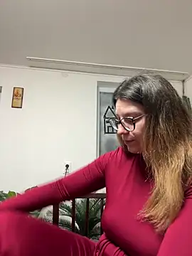 NadiraNoor live sex cam