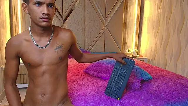 Boy_savoy live sex cam