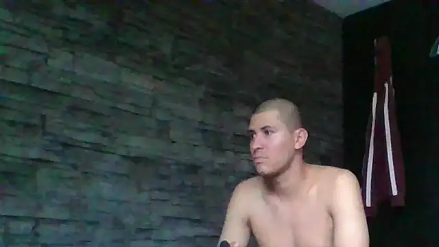 Sexylatin64 live sex cam