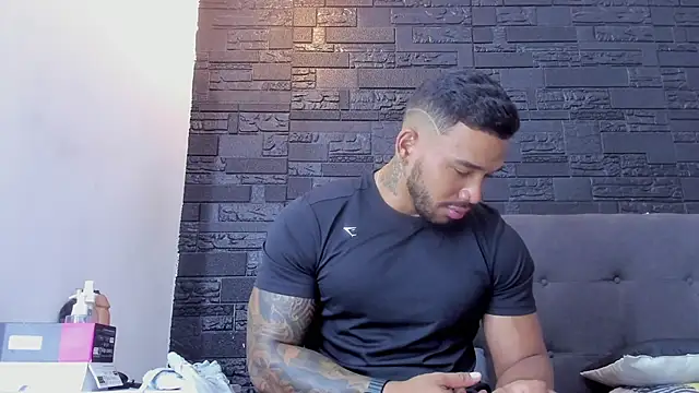 bruno_miller_ live sex cam