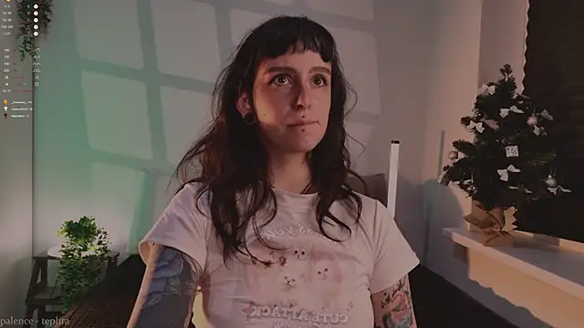 MichaellaMoon live sex cam