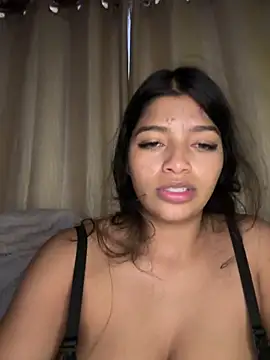 AgathaGeorgiou live sex cam