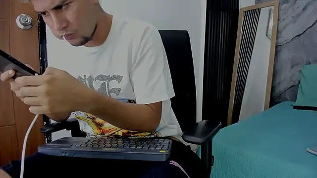 Alan-Smith1 live sex cam