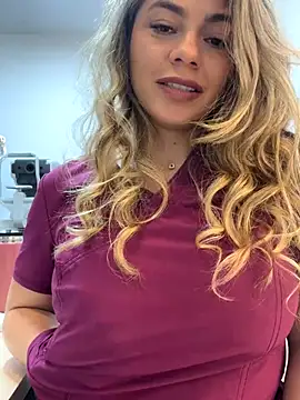 alicee16 live sex cam