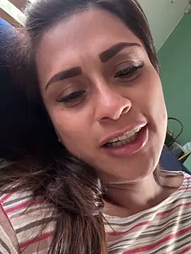 valeria_absurdah live sex cam