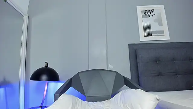 Tylerffoxx live sex cam