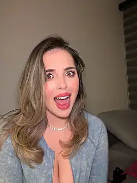 Alirawrz live sex cam