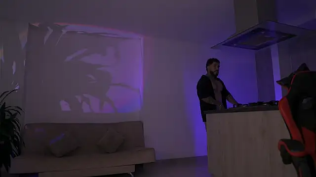 LeoSalvatore_ live sex cam