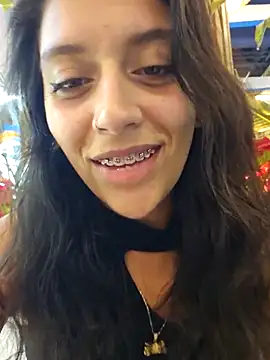 BrittanyDiaz live sex cam