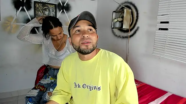 StephaniaAndRandy live sex cam