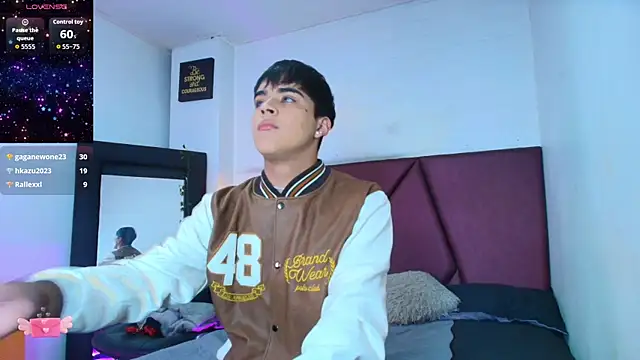 Lucass_love live sex cam