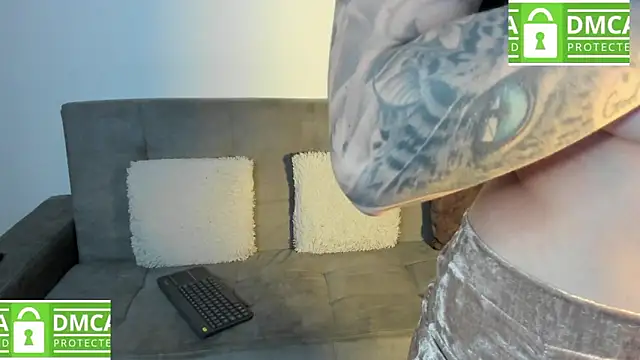 Sarah_paul live sex cam