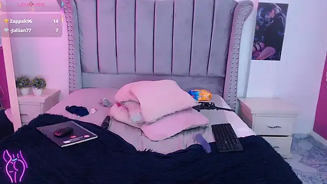 perla_hot_01 live sex cam