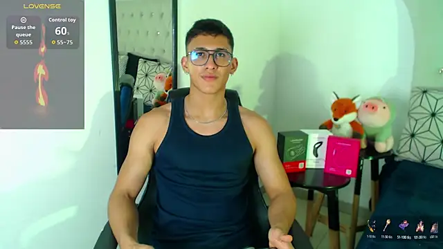 SalvadorFit live sex cam