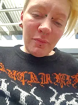 PinkTheHawk live sex cam